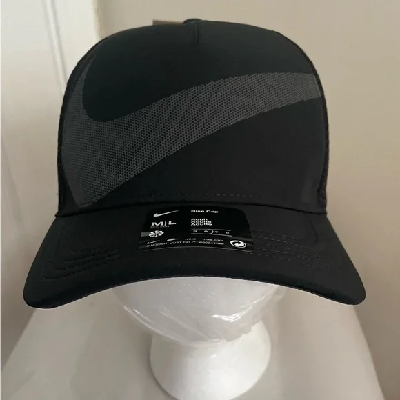 Nike Rise Dri-Fit Trucker Cap Size M/L - Picture 2 of 5